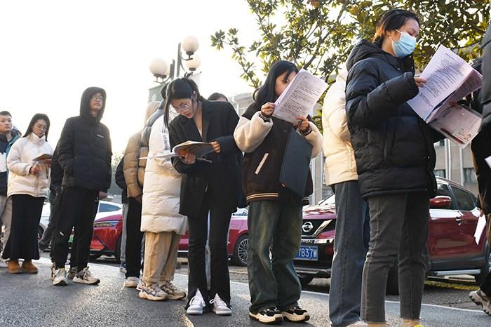 2024年考研開考 全國438萬考生報(bào)名