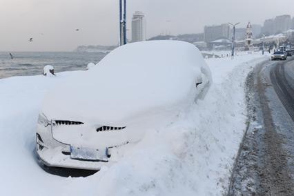 煙臺威海等地遭遇強降雪 積雪深度打破山東紀(jì)錄